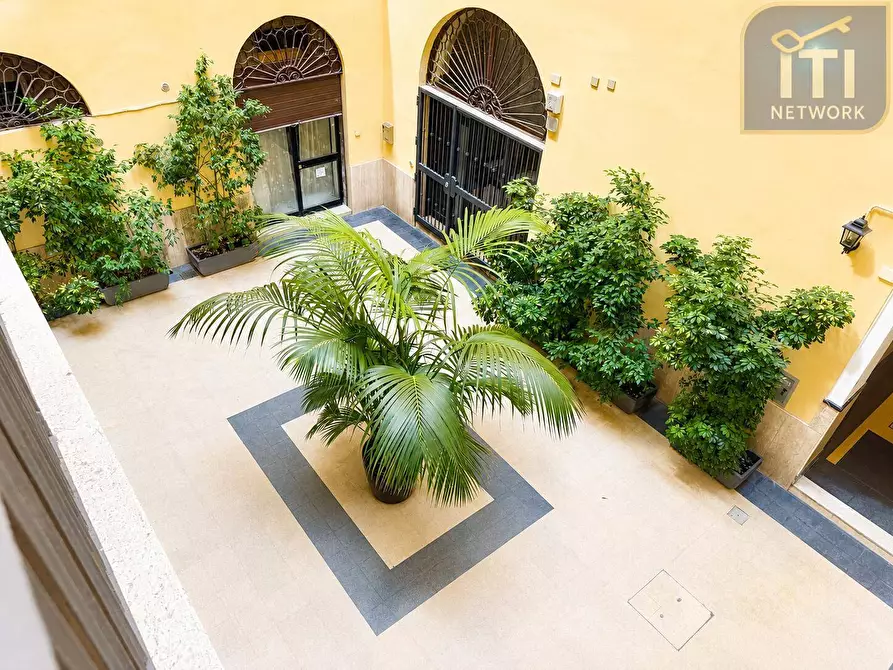 Immagine 4 di Appartamento in vendita  in Via Merulana 105 a Roma