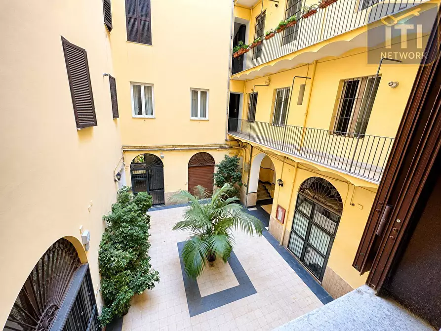 Immagine 37 di Appartamento in vendita  in Via Merulana 105 a Roma