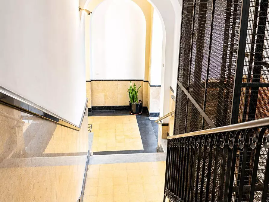 Immagine 38 di Appartamento in vendita  in Via Merulana 105 a Roma