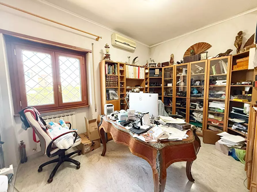 Immagine 10 di Villa in affitto  in Lungomare delle Sirene a Pomezia