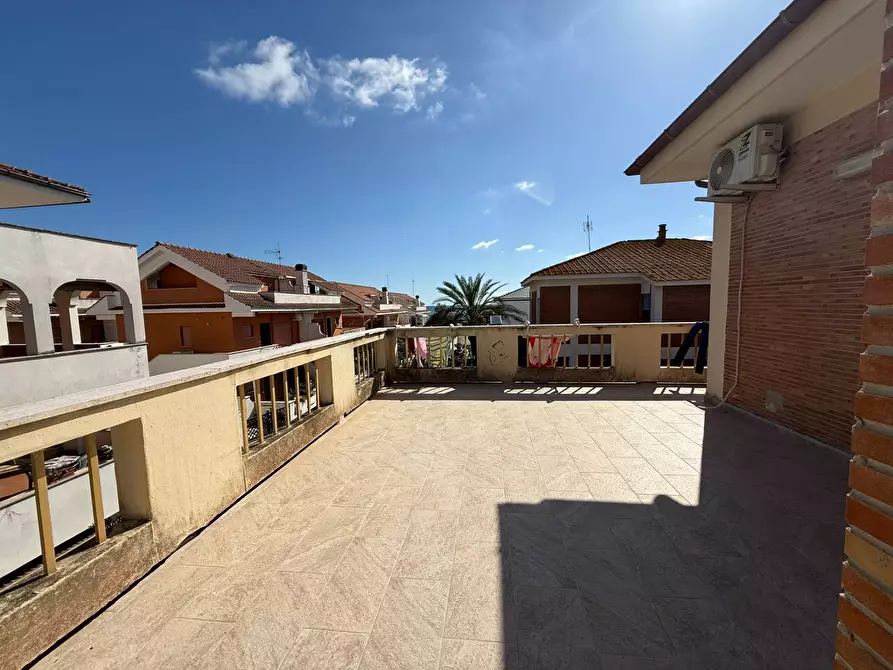 Immagine 39 di Villa in affitto  in Lungomare delle Sirene a Pomezia