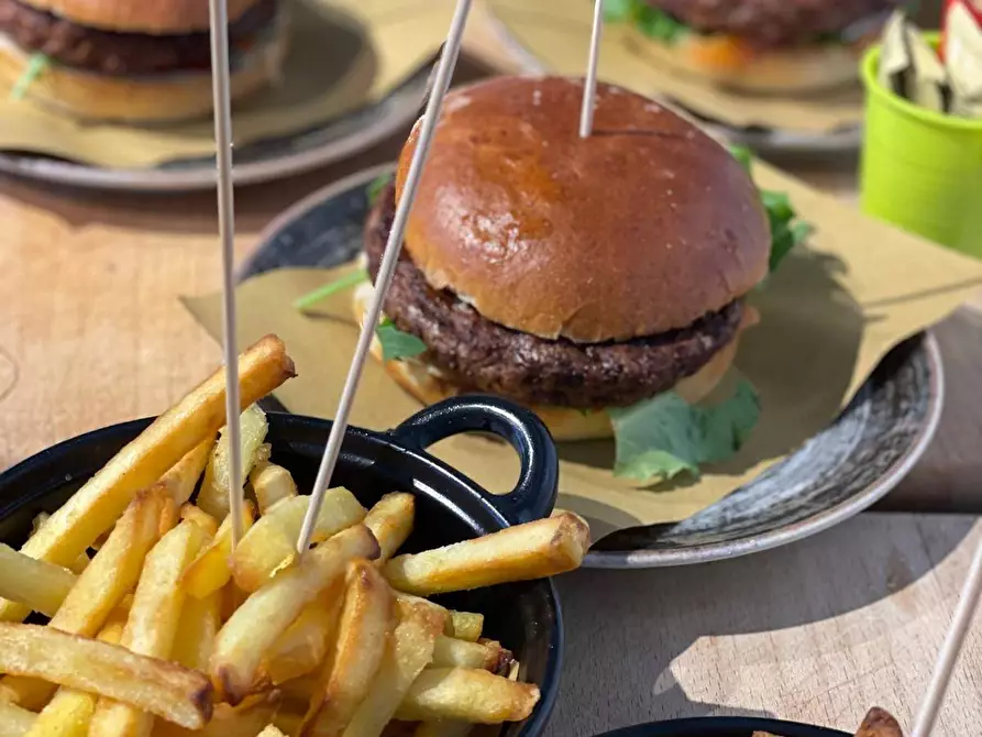 Immagine 6 di Bar / Ristorante in vendita  in Via Pratica di Mare a Ardea