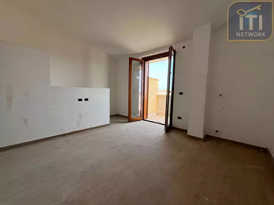 Immagine 8 di Appartamento in vendita  in via dei gigli 10 a Pomezia