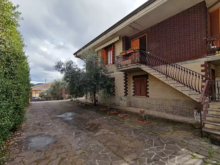 Immagine 6 di Villa in vendita  in Don Antonio Marri 16 a Deruta