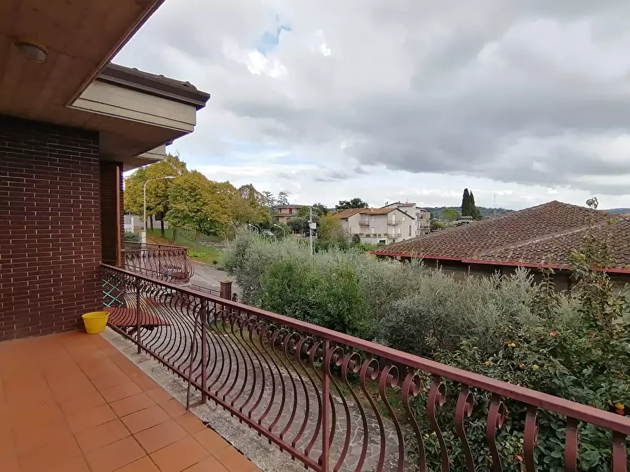 Immagine 4 di Villa in vendita  in Don Antonio Marri 16 a Deruta