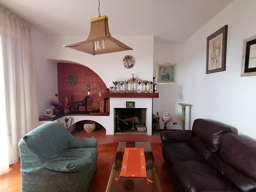 Immagine 8 di Villa in vendita  in Don Antonio Marri 16 a Deruta