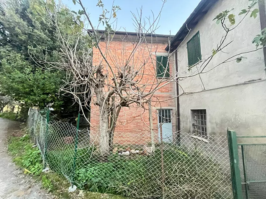 Immagine 2 di Casa semindipendente in vendita  a Deruta