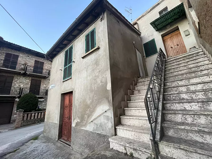 Immagine 3 di Casa semindipendente in vendita  a Deruta