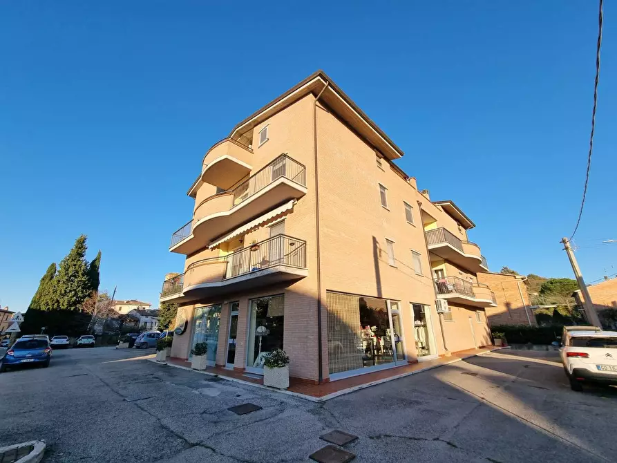 Immagine 4 di Appartamento in vendita  a Deruta