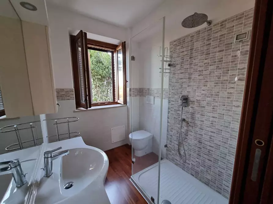 Immagine 31 di Villa in vendita  a Torgiano