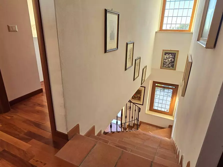 Immagine 24 di Villa in vendita  a Torgiano