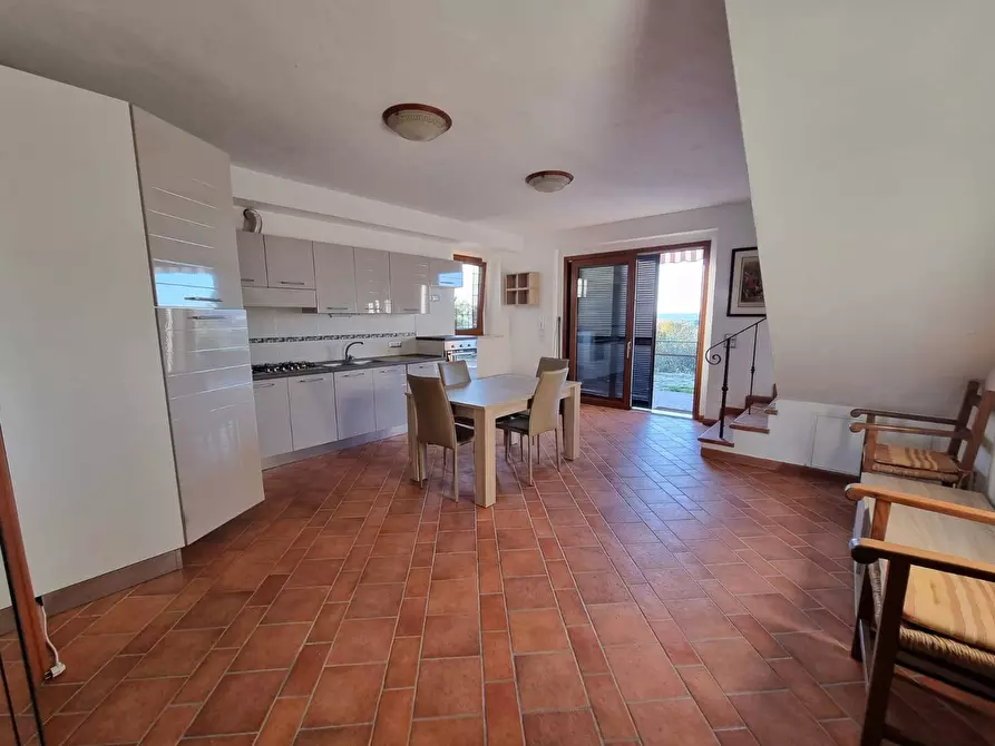 Immagine 23 di Villa in vendita  a Torgiano