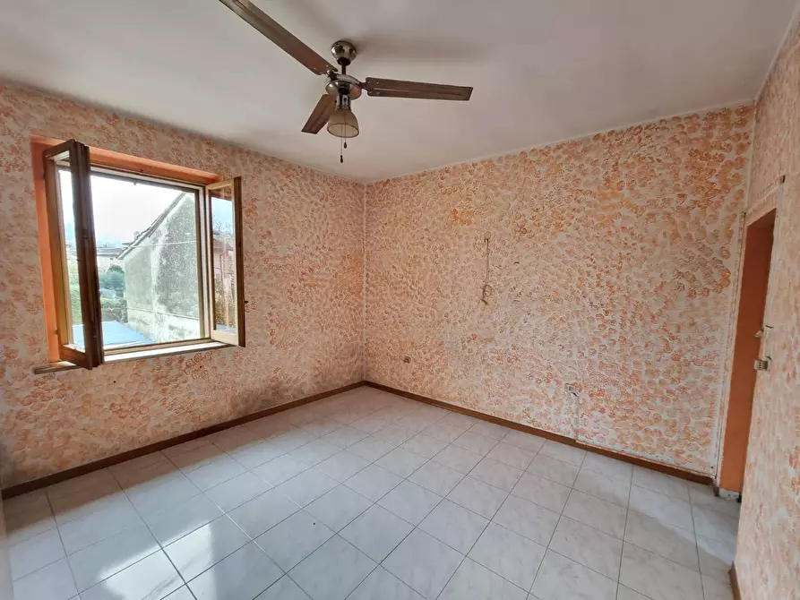 Immagine 13 di Casa semindipendente in vendita  a Torgiano