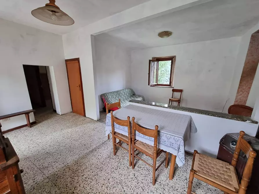 Immagine 11 di Casa semindipendente in vendita  a Torgiano