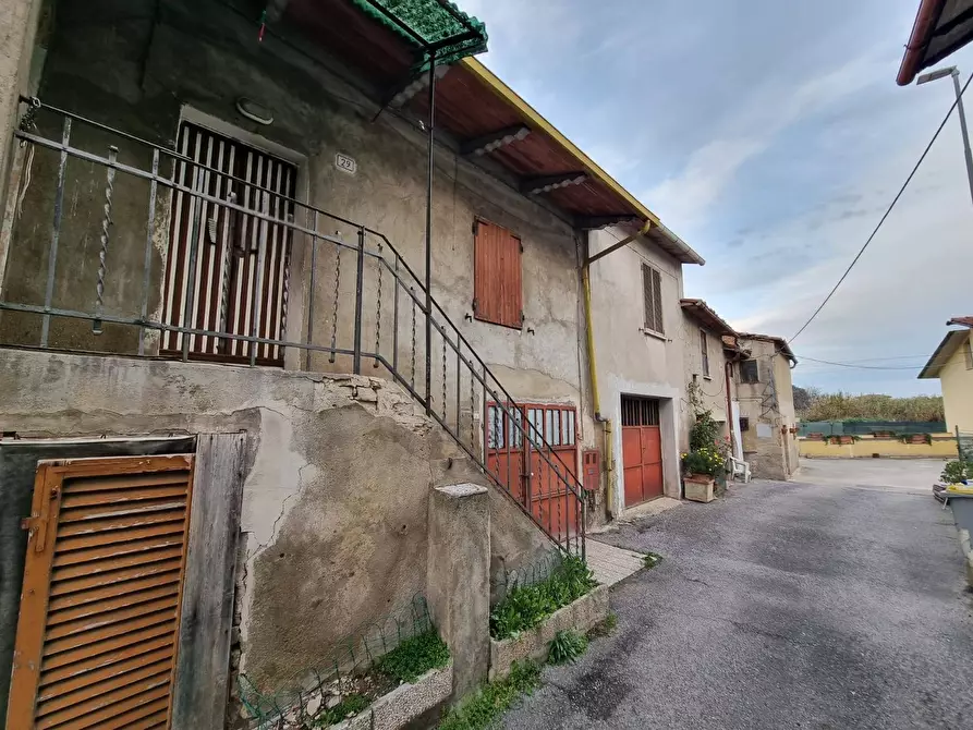 Immagine 3 di Casa semindipendente in vendita  a Torgiano