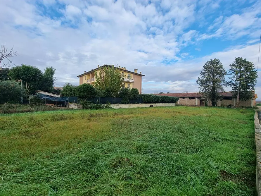 Immagine 9 di Casa indipendente in vendita  a Deruta