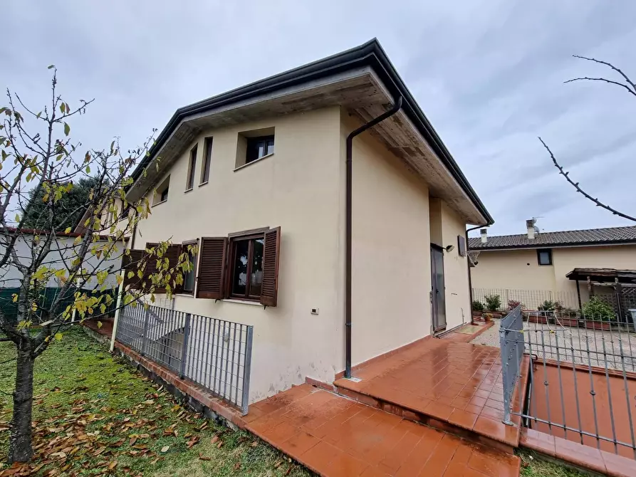 Immagine 8 di Casa semindipendente in vendita  in Strada Santa Maria Rossa 106 a Perugia