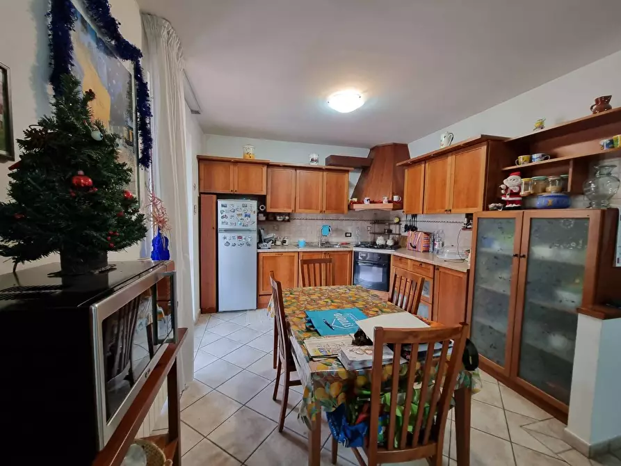 Immagine 13 di Casa semindipendente in vendita  in Strada Santa Maria Rossa 106 a Perugia