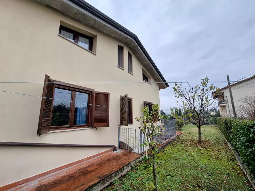 Immagine 30 di Casa semindipendente in vendita  in Strada Santa Maria Rossa 106 a Perugia