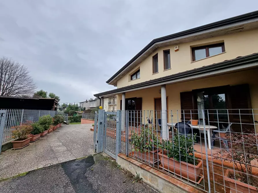 Immagine 4 di Casa semindipendente in vendita  in Strada Santa Maria Rossa 106 a Perugia