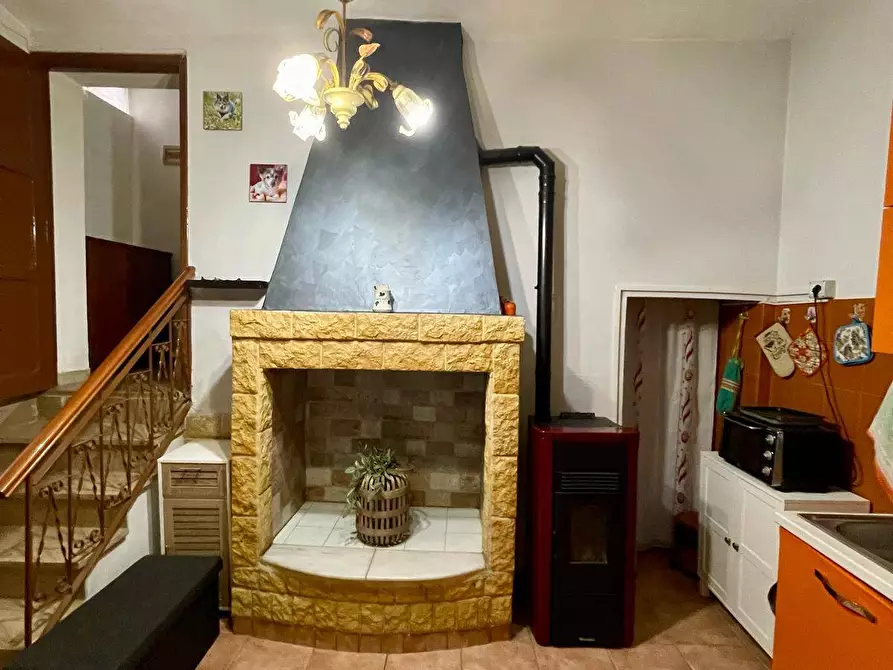 Immagine 7 di Casa semindipendente in vendita  a Deruta