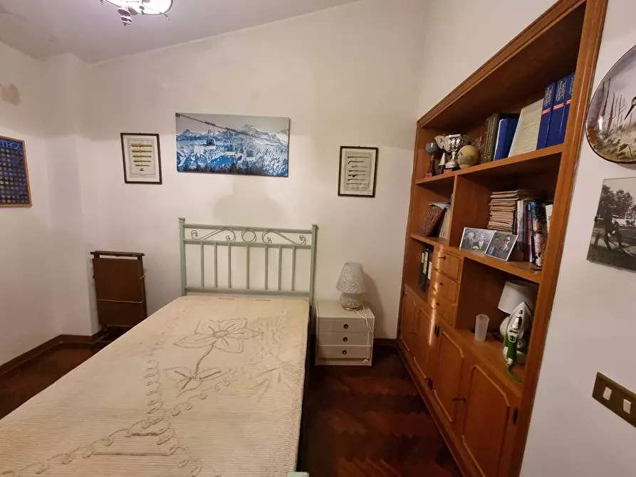 Immagine 28 di Villa in vendita  a Torgiano