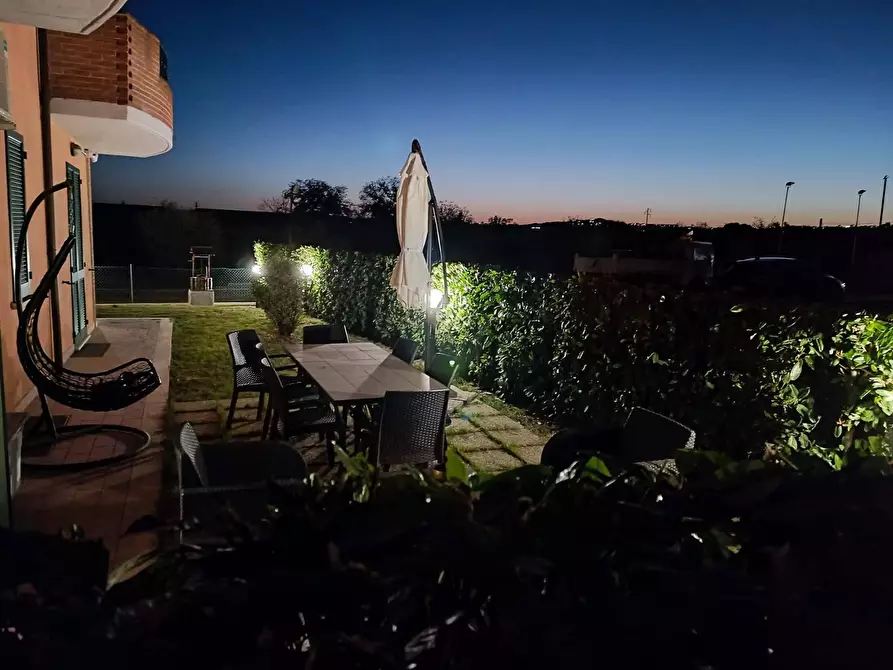 Immagine 11 di Appartamento in vendita  a Deruta