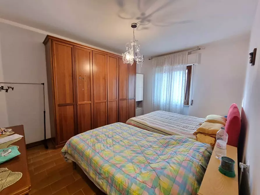 Immagine 13 di Appartamento in vendita  in VIA SALVADOR ALLENDE 2 a Deruta