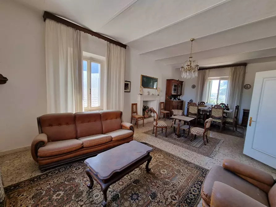 Immagine 8 di Casa indipendente in vendita  a Deruta