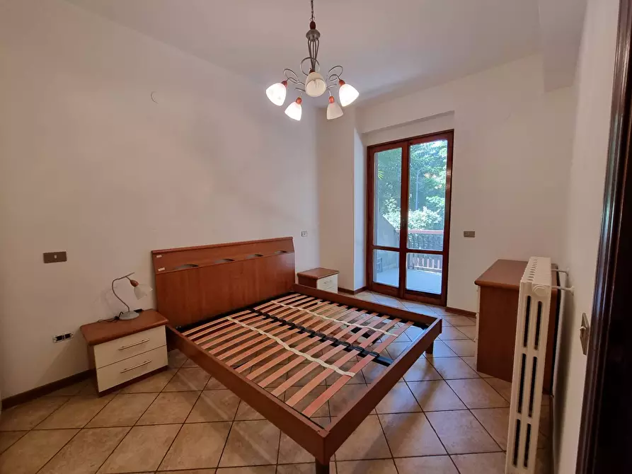 Immagine 16 di Appartamento in vendita  a Deruta