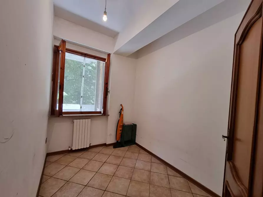 Immagine 18 di Appartamento in vendita  a Deruta