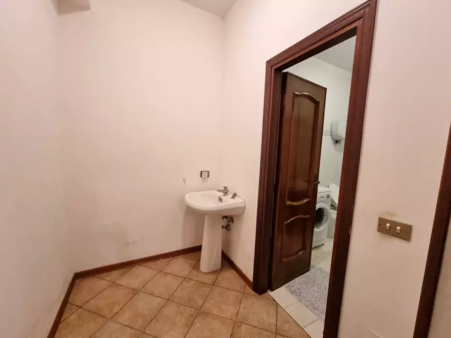 Immagine 19 di Appartamento in vendita  a Deruta