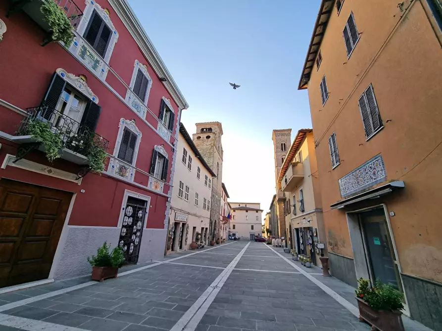 Immagine 3 di Casa semindipendente in vendita  a Deruta