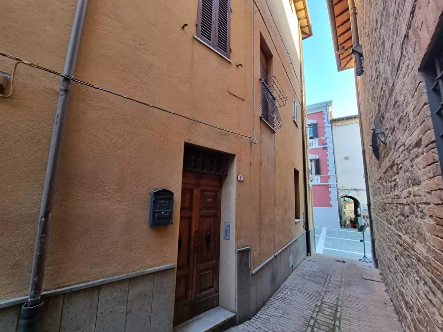 Immagine 4 di Casa semindipendente in vendita  a Deruta