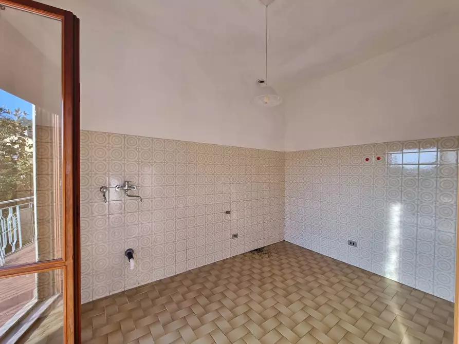 Immagine 19 di Casa indipendente in vendita  a Deruta