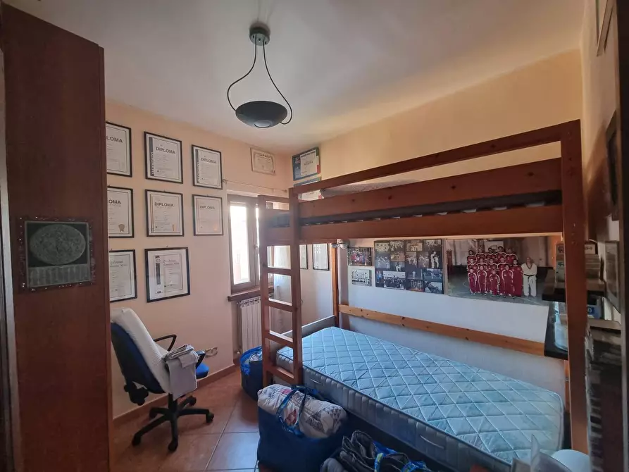 Immagine 10 di Appartamento in vendita  a Deruta