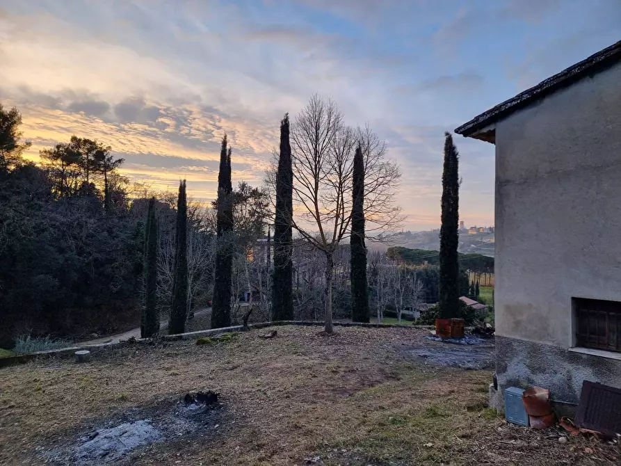 Immagine 4 di Casa indipendente in vendita  a Torgiano