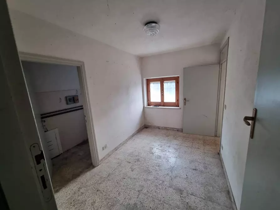 Immagine 17 di Casa indipendente in vendita  a Torgiano
