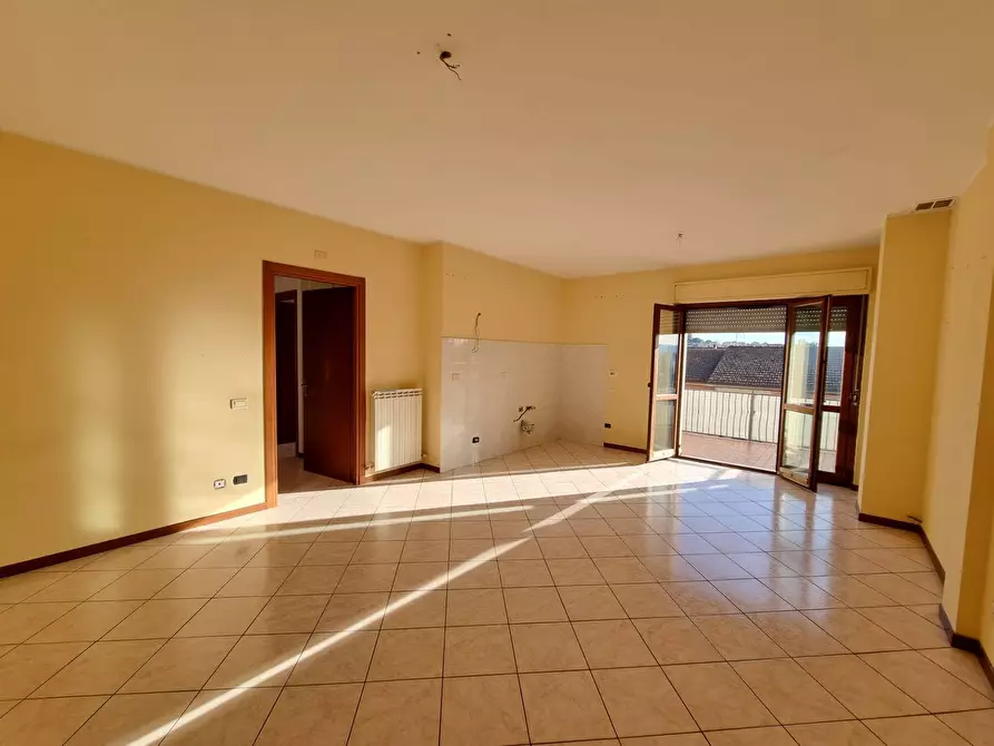 Immagine 8 di Appartamento in vendita  a Deruta