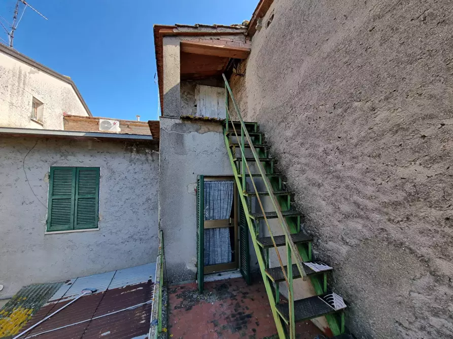 Immagine 19 di Casa semindipendente in vendita  a Deruta