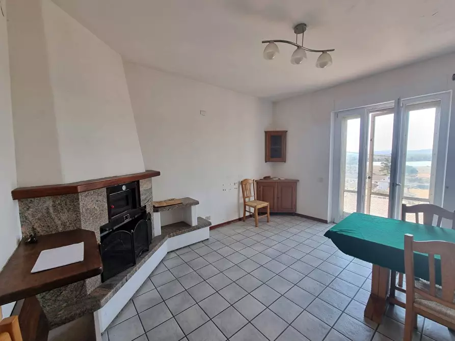 Immagine 10 di Appartamento in vendita  a Deruta