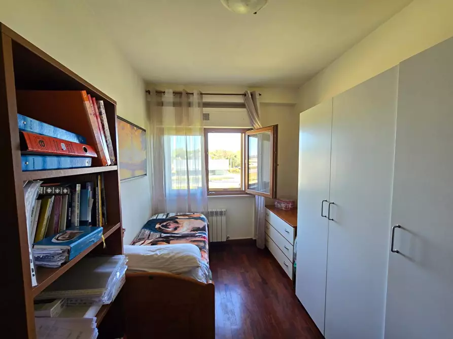 Immagine 13 di Appartamento in vendita  a Torgiano