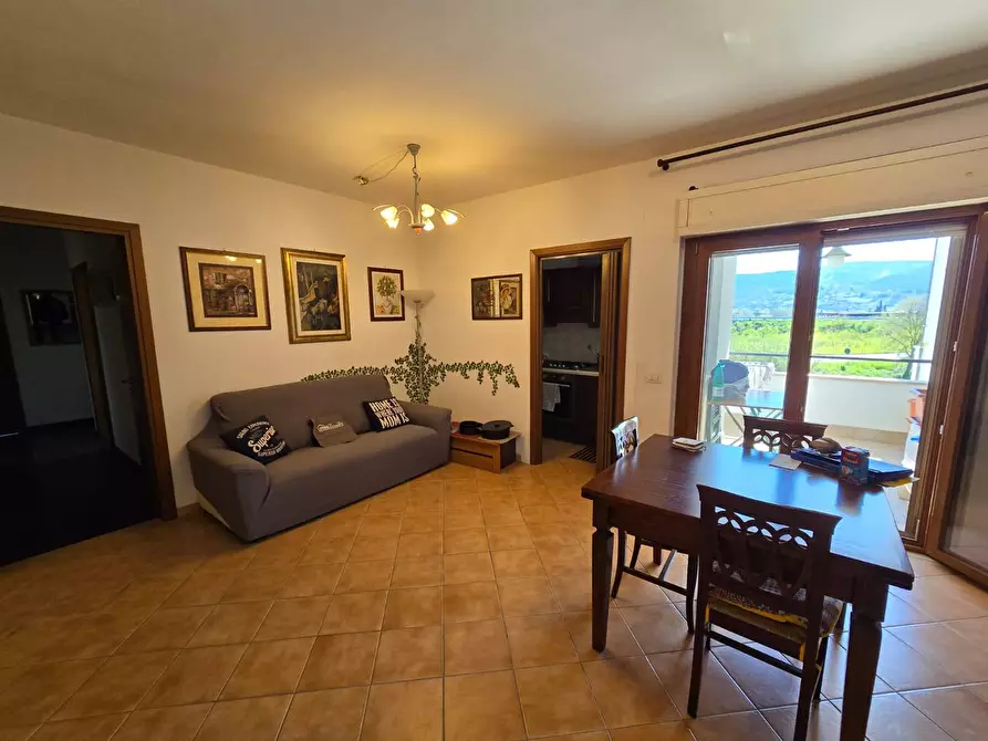 Immagine 1 di Appartamento in vendita  a Torgiano