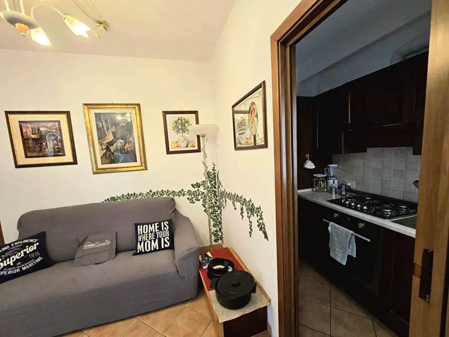 Immagine 4 di Appartamento in vendita  a Torgiano