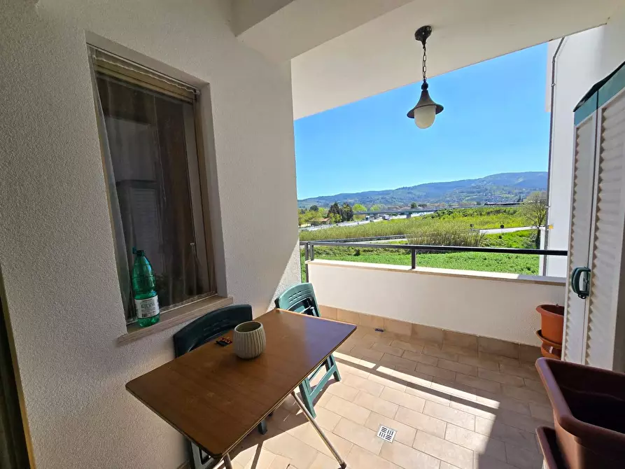 Immagine 19 di Appartamento in vendita  a Torgiano