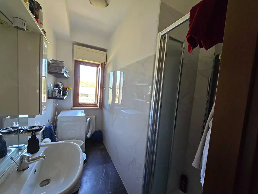 Immagine 17 di Appartamento in vendita  a Torgiano