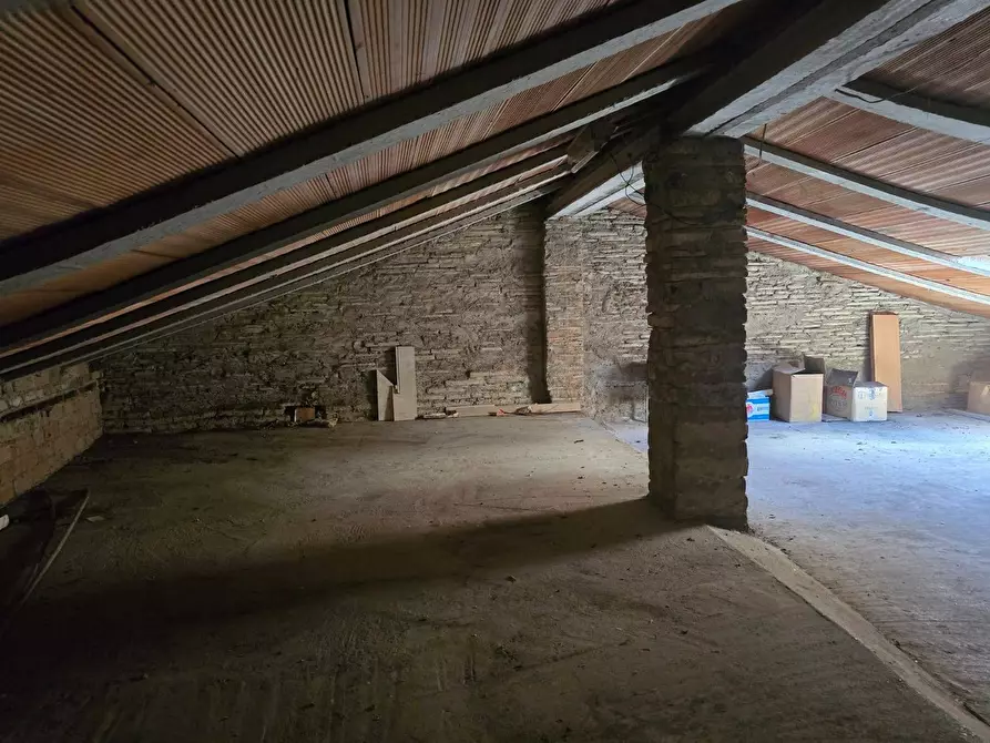 Immagine 18 di Casa semindipendente in vendita  a Deruta