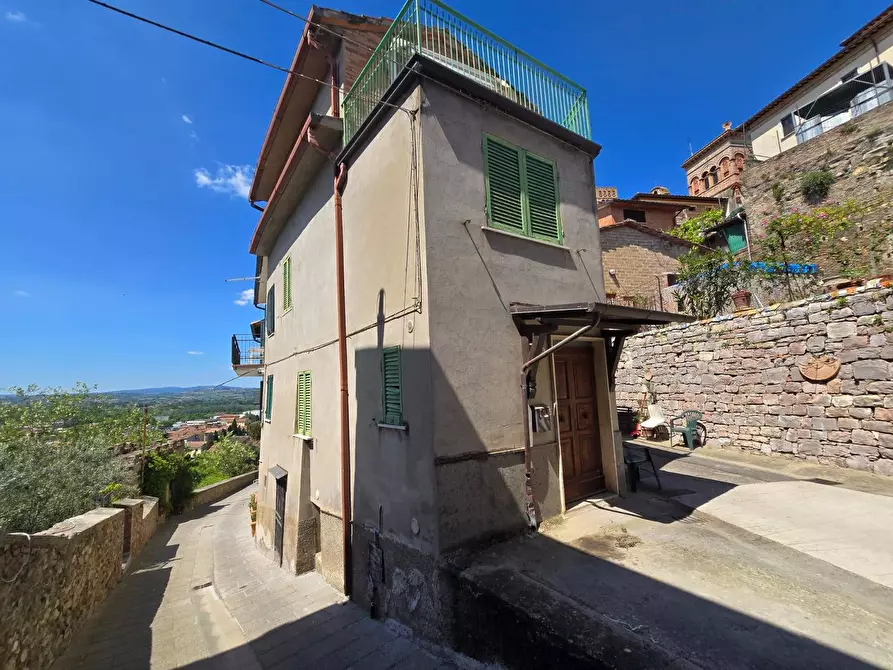 Immagine 3 di Casa semindipendente in vendita  a Deruta