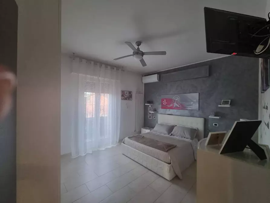 Immagine 11 di Appartamento in vendita  a Deruta