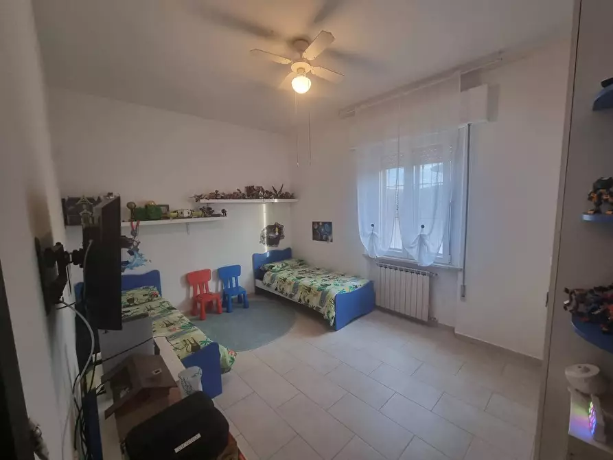 Immagine 17 di Appartamento in vendita  a Deruta